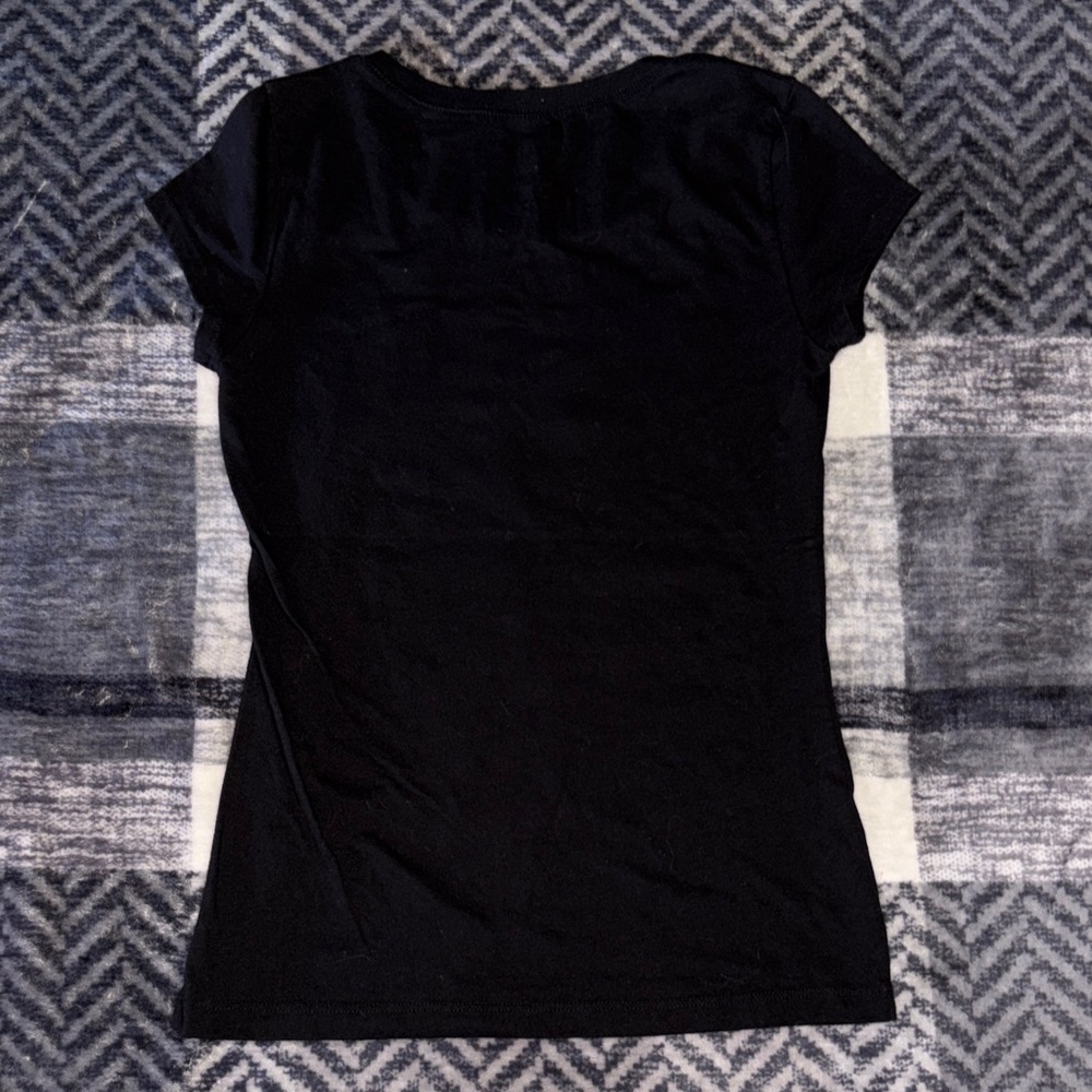 🦋Wound Up Black Tee with Colorful Butterfly Design - Picture 4 of 4